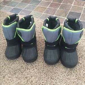 LAST CHANCE! 2 pair of snow boots-great for twins!